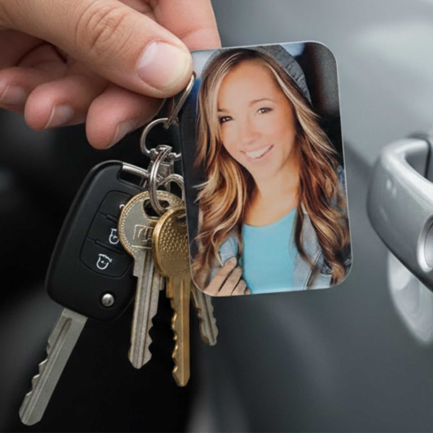 Otzzy MemoryKey Custom Photo Keychain